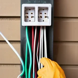 Что важно знать о подготовке квартиры к замене проводки